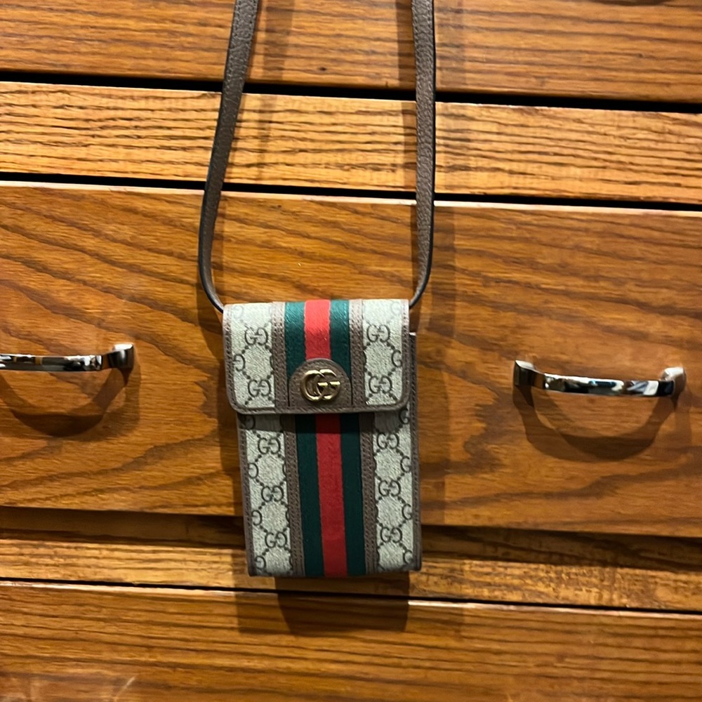 Gucci cross body